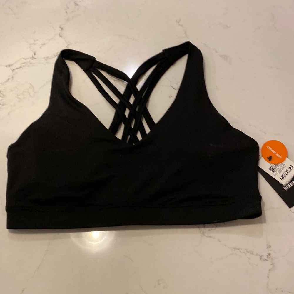NWT Sports Bra size M